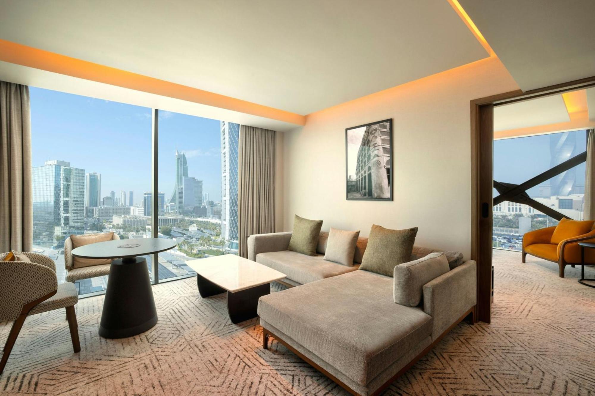 Sheraton Bahrain Hotel Al-Manamah Bagian luar foto