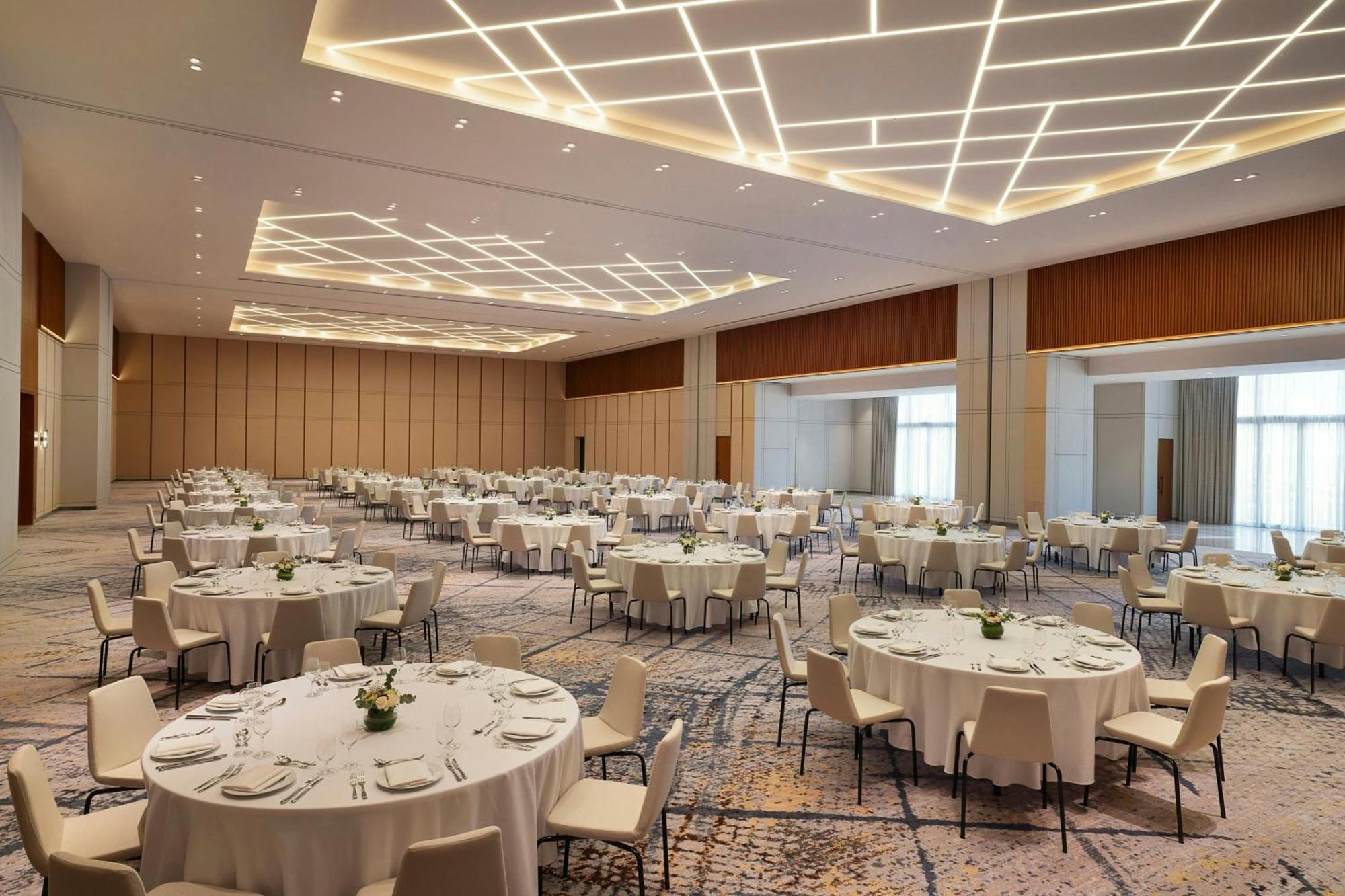 Sheraton Bahrain Hotel Al-Manamah Bagian luar foto