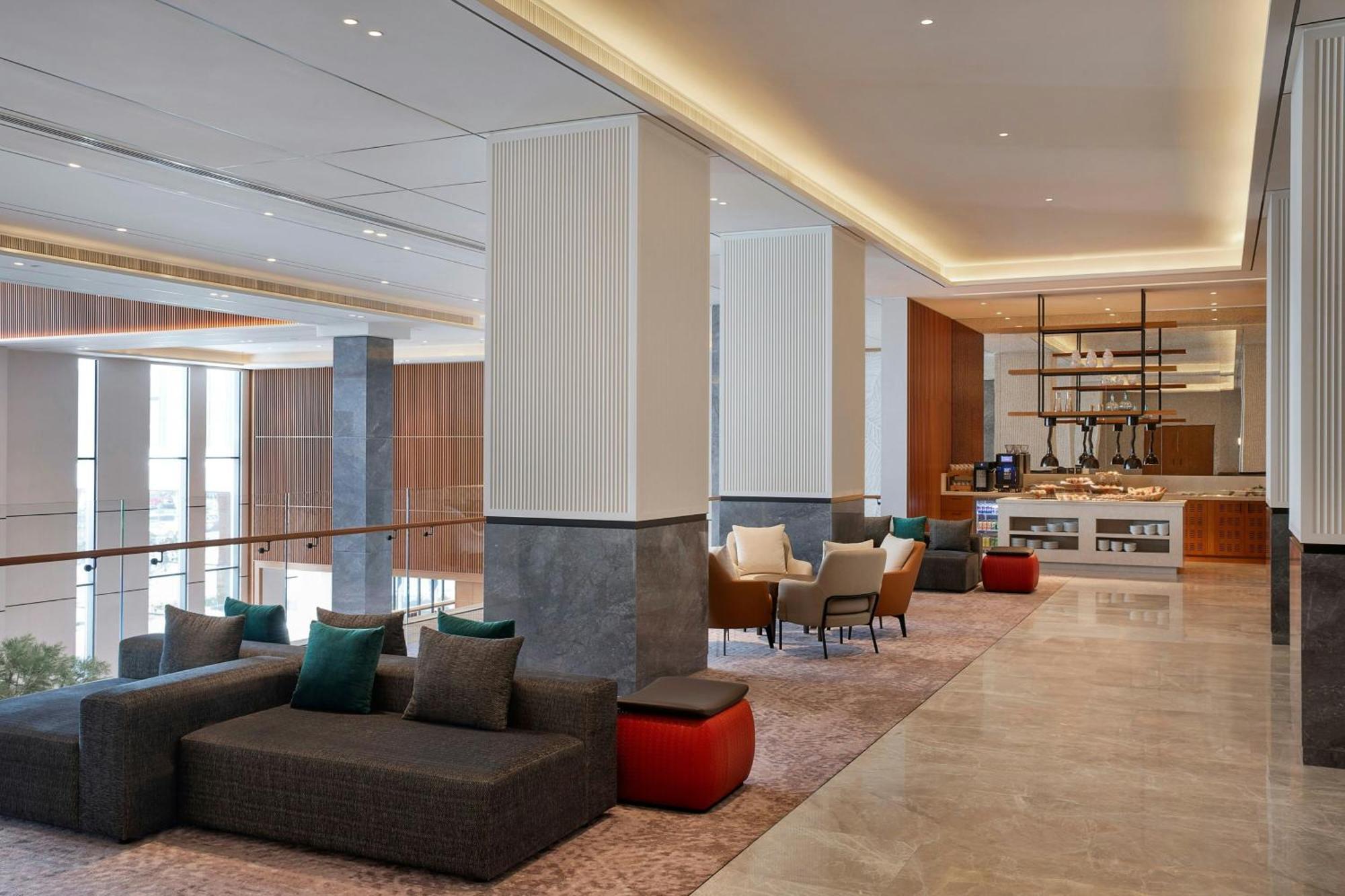 Sheraton Bahrain Hotel Al-Manamah Bagian luar foto