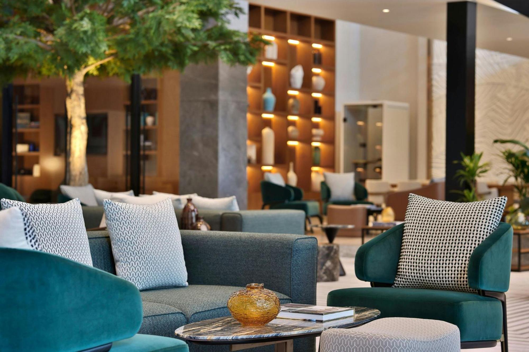Sheraton Bahrain Hotel Al-Manamah Bagian luar foto